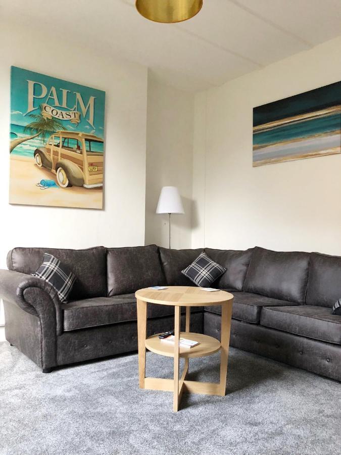 Summer Breeze. 3-Bed Apartment Close To The Beach Bournemouth Dış mekan fotoğraf