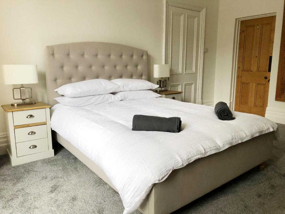 Summer Breeze. 3-Bed Apartment Close To The Beach Bournemouth Dış mekan fotoğraf