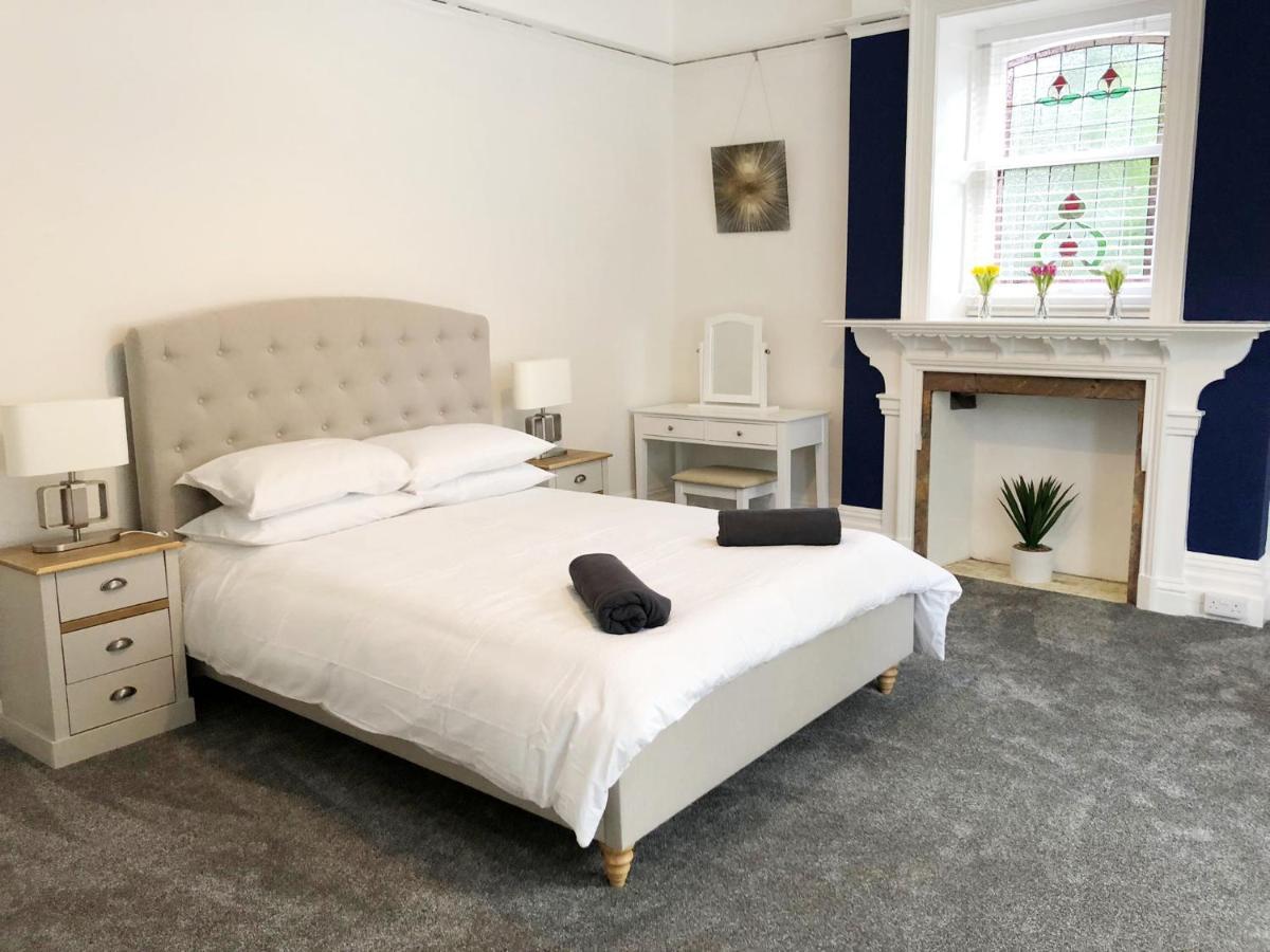 Summer Breeze. 3-Bed Apartment Close To The Beach Bournemouth Dış mekan fotoğraf